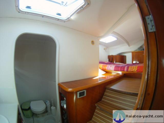 Pointe avant babord acces cabine proprietaire